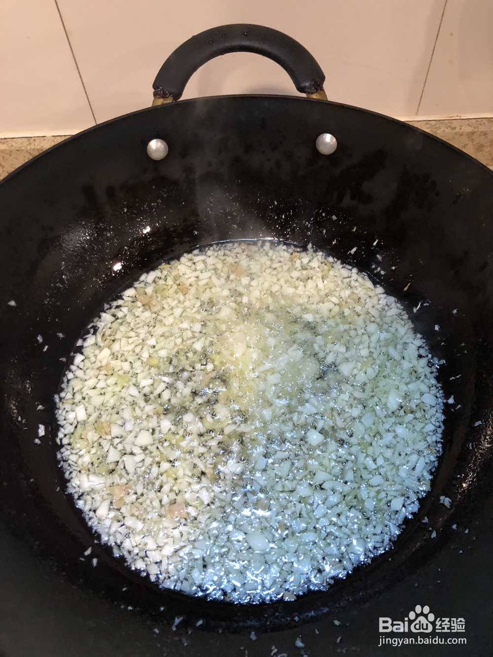 蒜泥小龙虾的天下