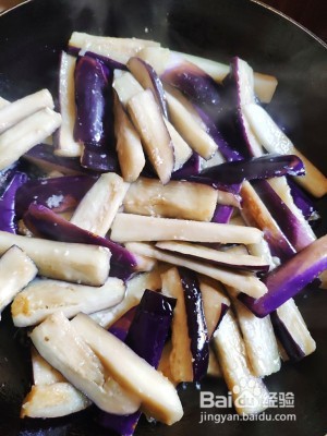 营养美食制作肉末茄子煲