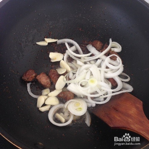 新疆炒馕怎么做？