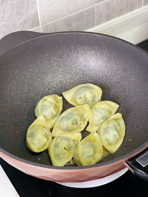 小白菜香菇馄饨