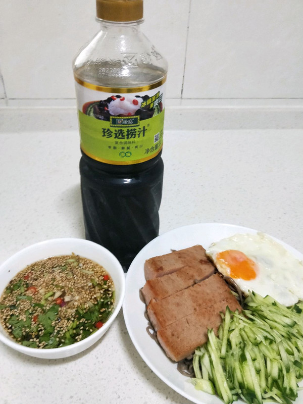 捞汁减脂荞麦面