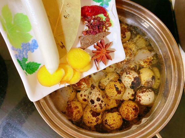 乡巴佬卤鹌鹑蛋