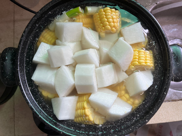 美容养颜蹄花汤