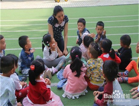 教师应如何掌握与儿童有效沟通的原则和技巧