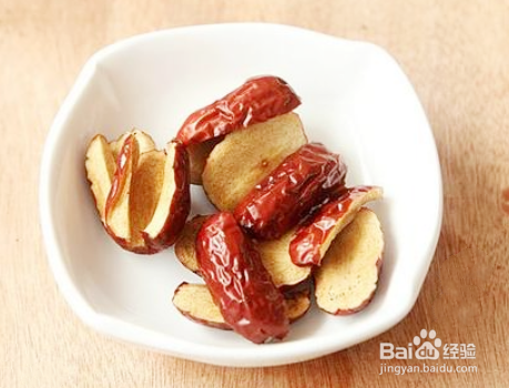 煮银耳如何出胶