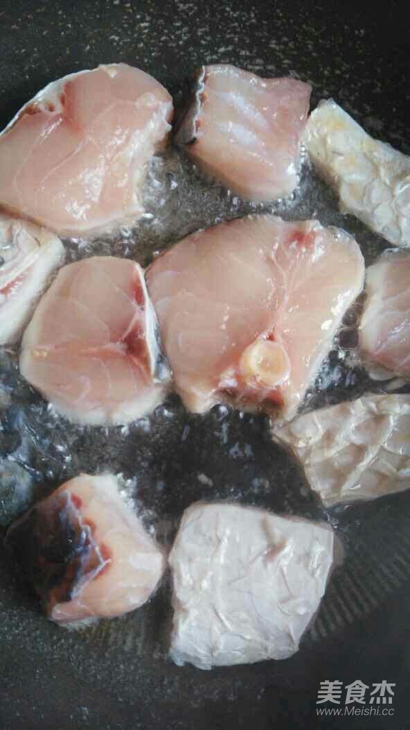 青椒豆豉焖草鱼