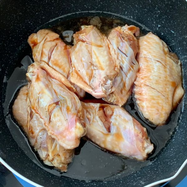 红烧鸡翅裹芝士