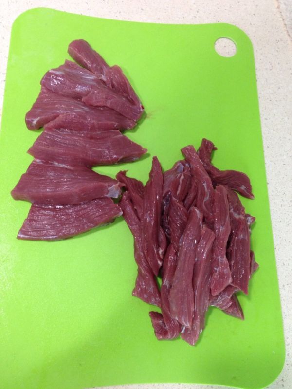 手撕麻辣牛肉条