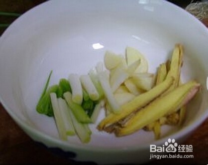 川菜鱼香肉丝做法