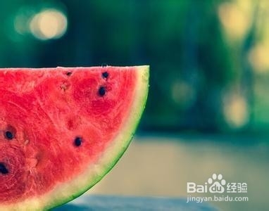 夏天吃西瓜的六个弊端！你们知道吗