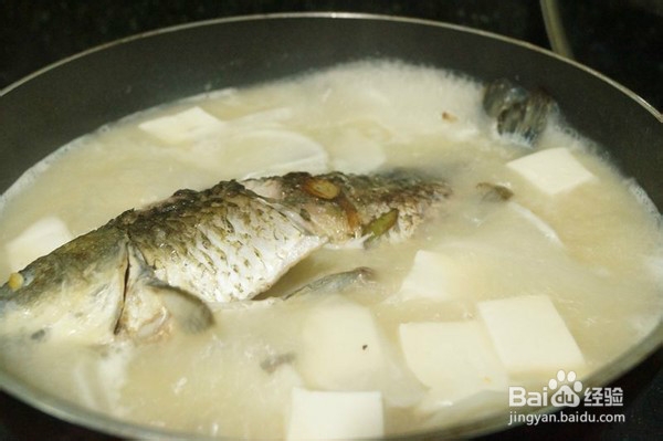 豆腐鲫鱼汤制作方法