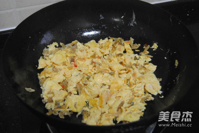 海鸭蛋炒榨菜