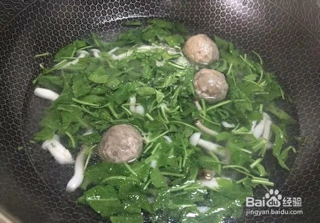荠菜牛肉丸菌菇汤如何做