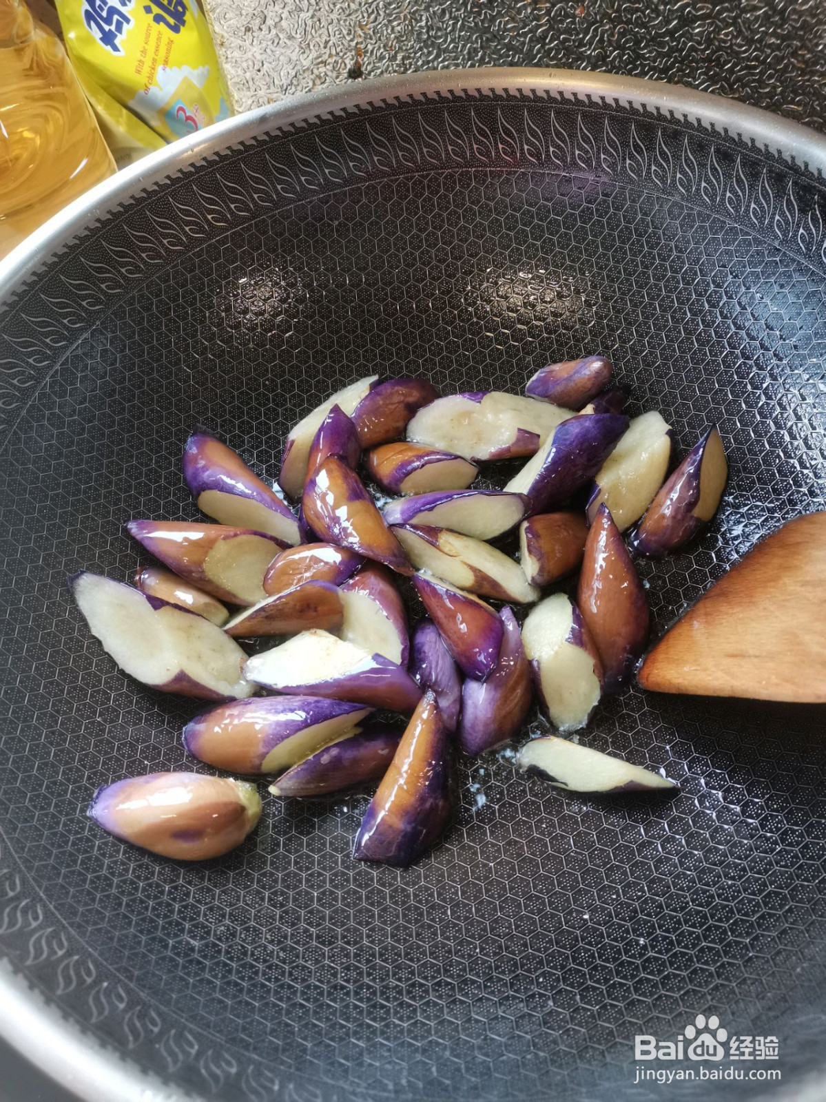 肉沫茄子煲的做法