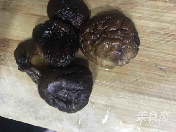 飘香肉焖饭的做法