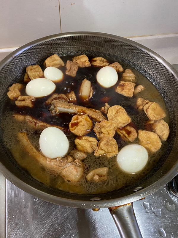 秘制红烧肉炖蛋