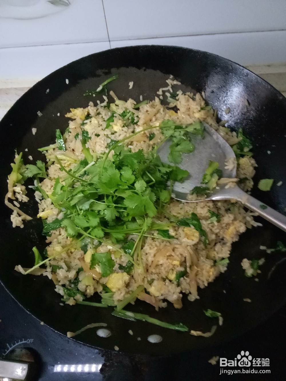 萝卜丝青菜鸡蛋炒米饭