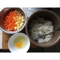鸡翅爱大米简易鸡翅包饭