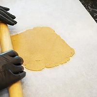 教你如何制作一炮而红新春蛋糕