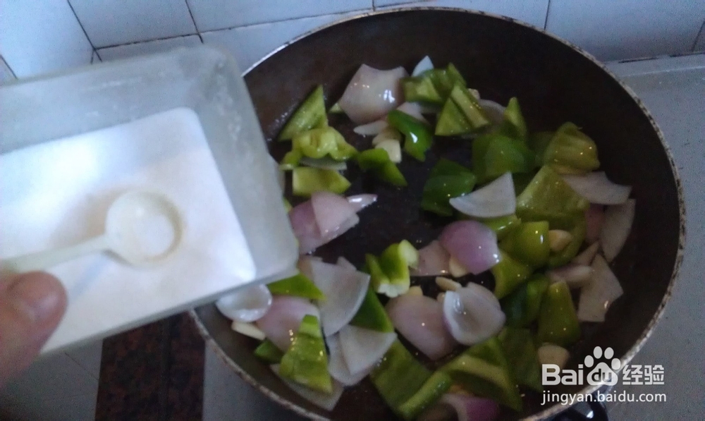 秘制黑椒牛肉粒