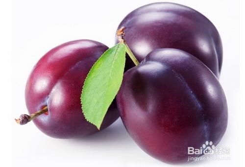 李子有哪些作用及食用禁忌？