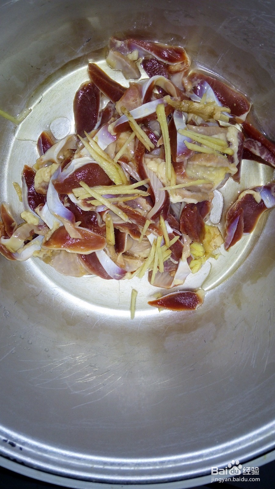 如何利用电饭煲煮鸡杂粉