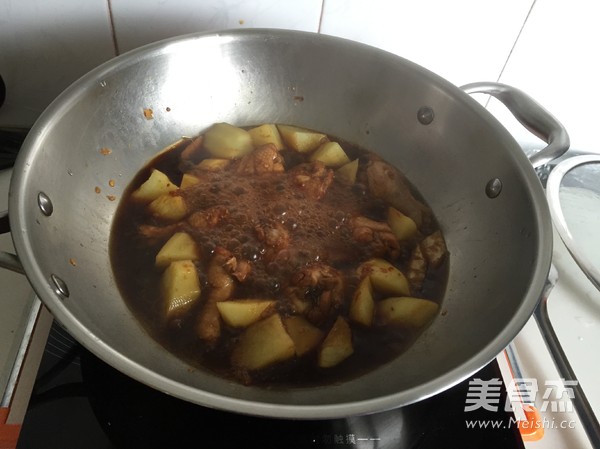 腐竹土豆烧翅根