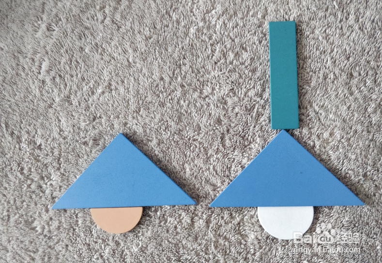 含三角形的吊灯用蒙氏积木怎样拼？