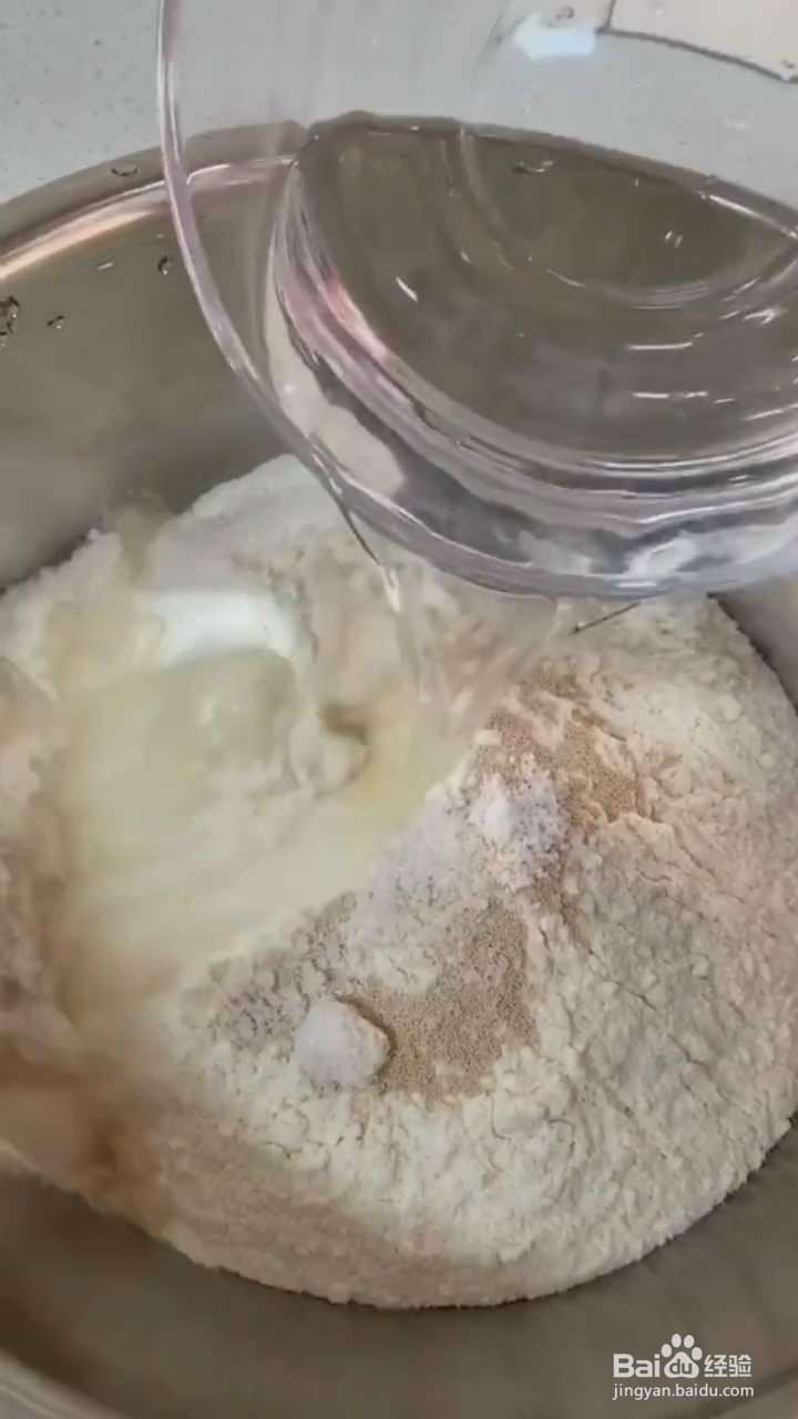 如何制作火腿花卷