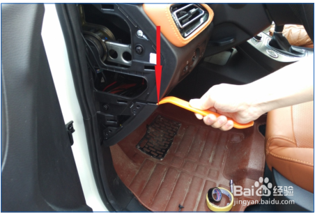 17款瑞虎7电动尾门 专车专用安装流程图