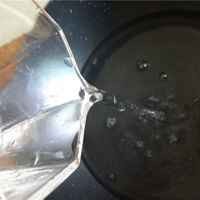 草莓柠爱鲜榨果汁的做法步骤