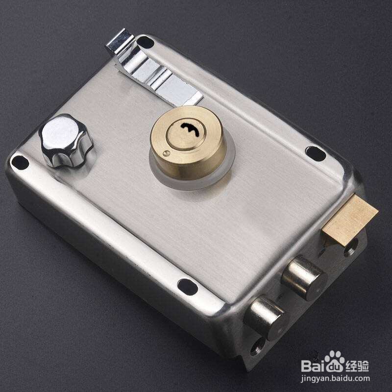 门锁坏了怎么撬开