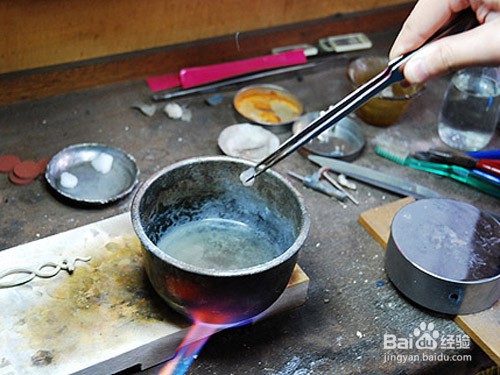 银器发黑怎么洗白