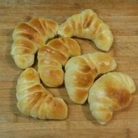 非常简单的奶酥牛角包