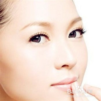 冬季嘴巴开裂怎么解决