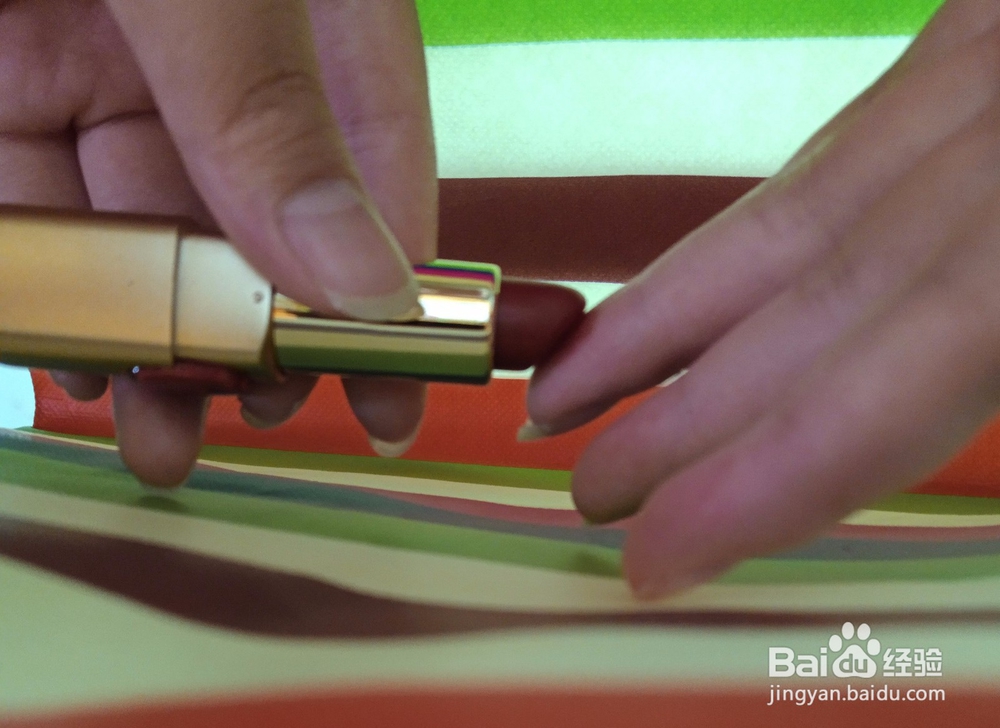 怎么用四个单品化全脸妆