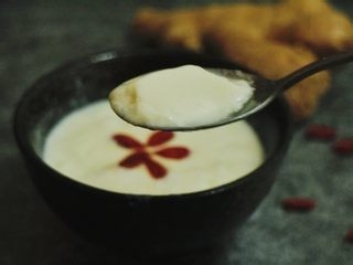 夏季饮品制作姜撞奶