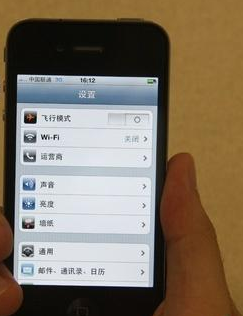 手机总是显示“正在搜索”而不显示“中国移动”并且还信号不好!这是什么原因