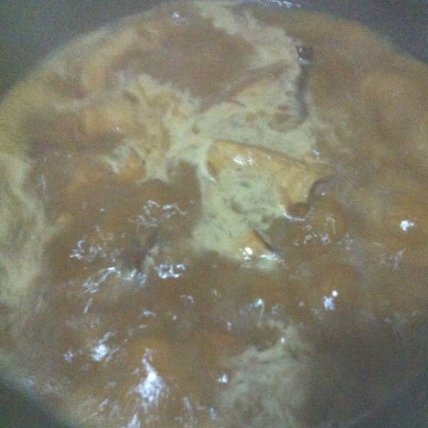 排骨五花肉排骨闷面