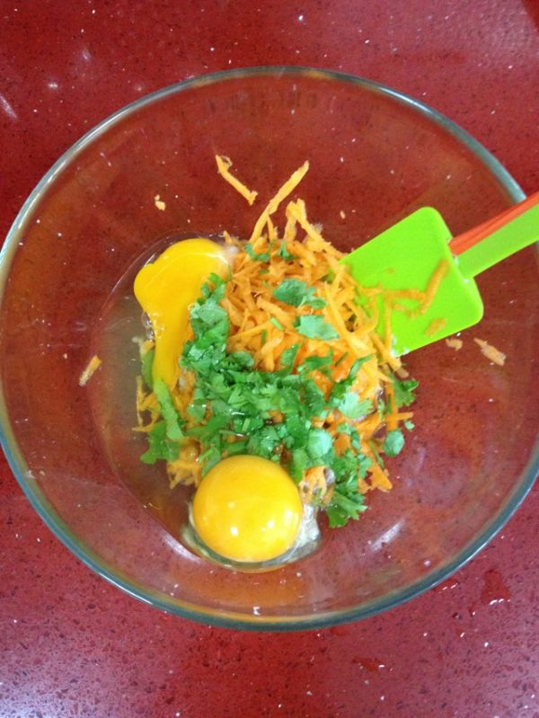 胡萝卜香菜豆渣饼