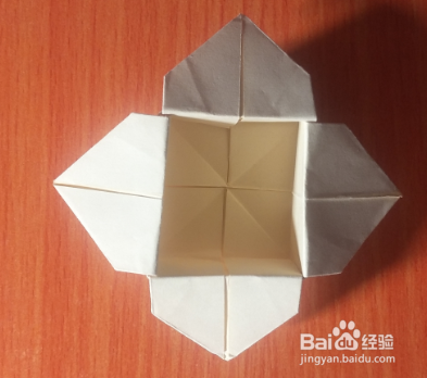 折纸:花瓣盒子