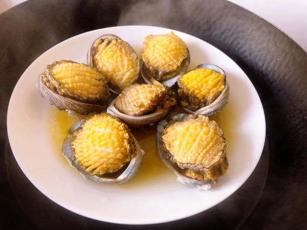 河虾籽豉油蒸鲍鱼