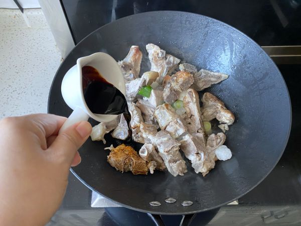 红烧排骨炖萝卜