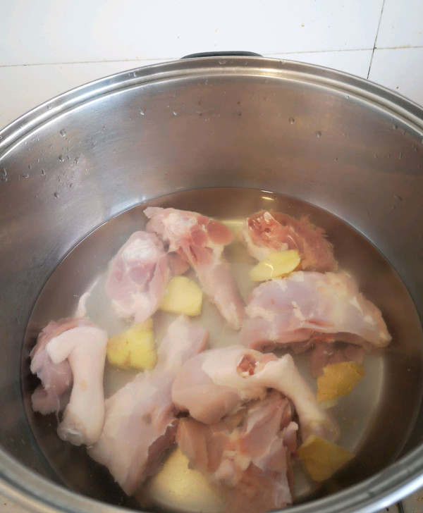 莲藕胡萝卜老鸭汤