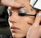 七步刷出纤长迷人睫毛