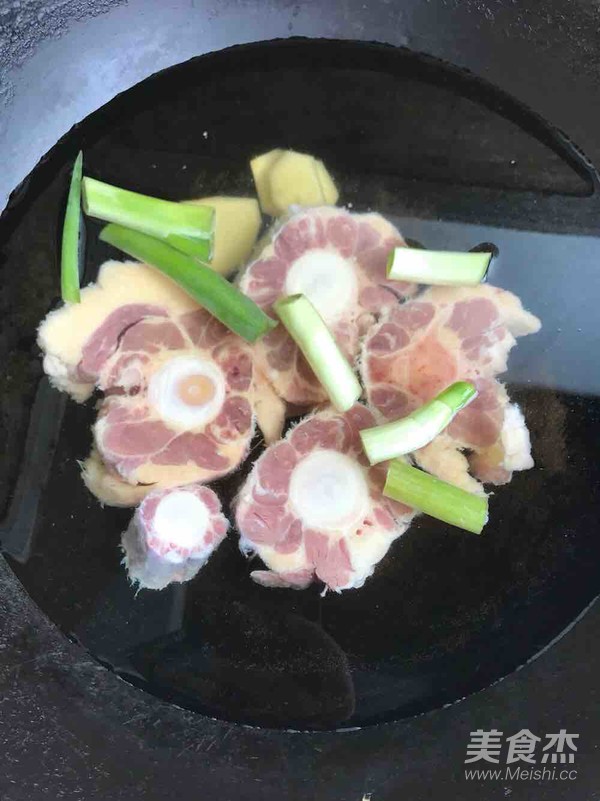 番茄土豆牛尾汤