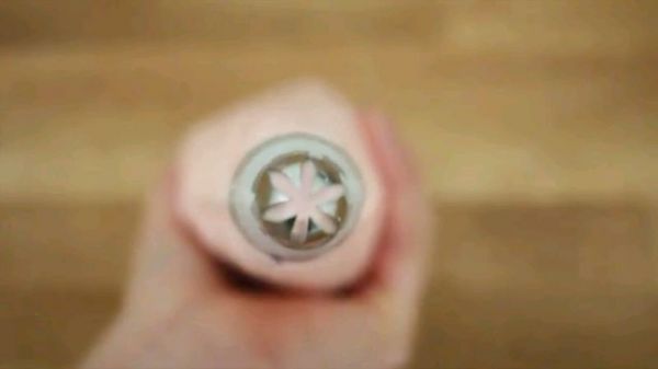 玫瑰奶油乳酪霜