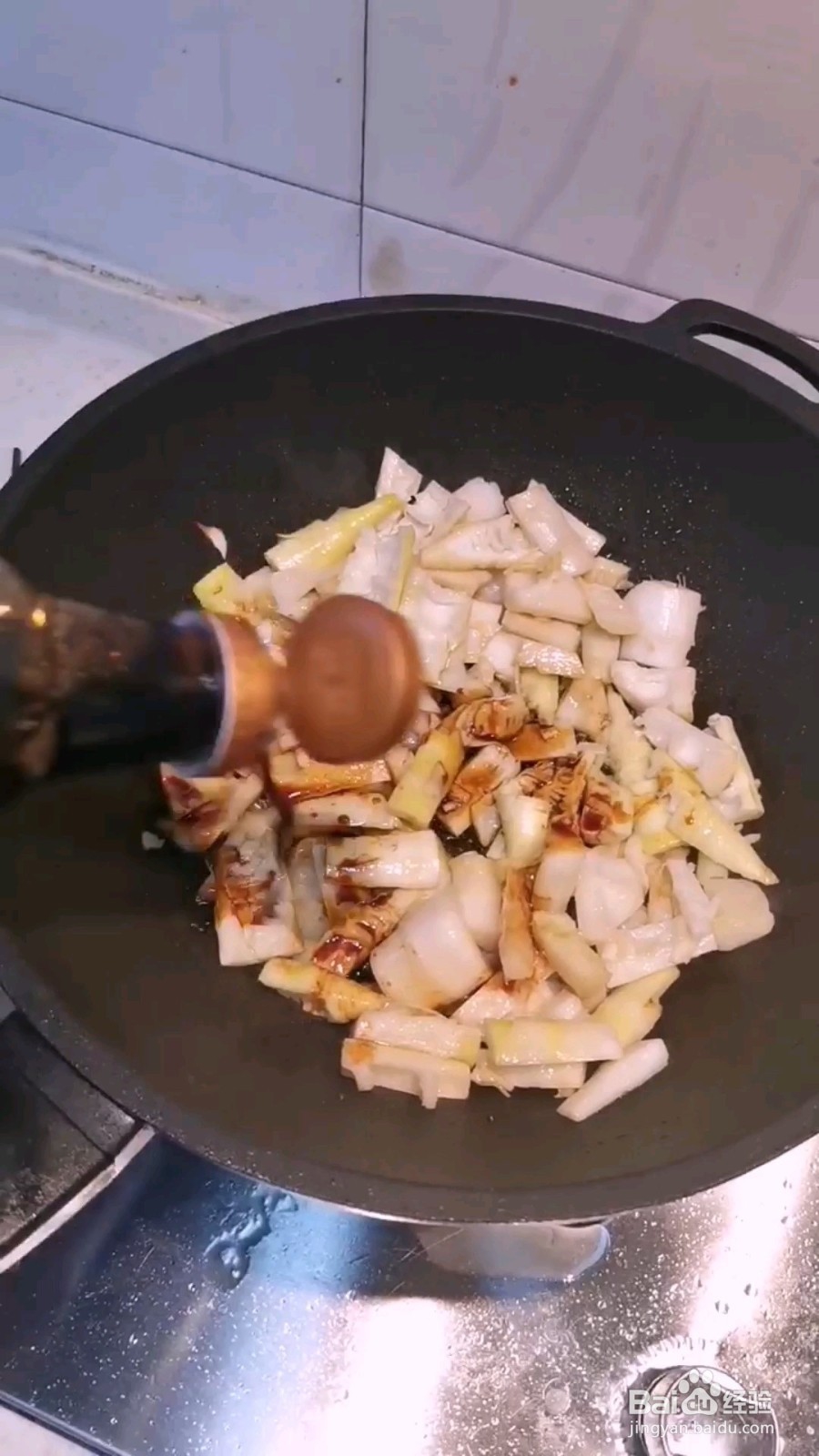 香辣油焖春笋的做法