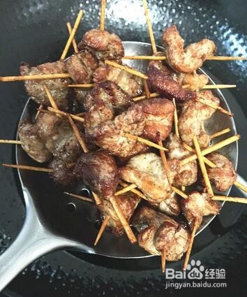 简单易学的美味孜然牙签肉的家常做法