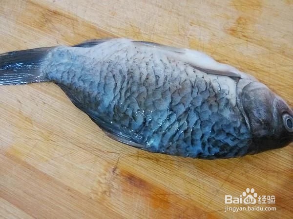 红枣木瓜鲫鱼汤的烹饪
